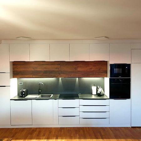 Apartment Polonia Копер Екстер'єр фото