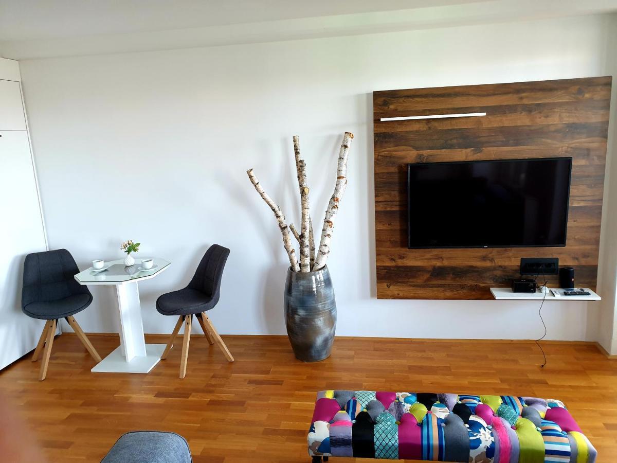 Apartment Polonia Копер Екстер'єр фото